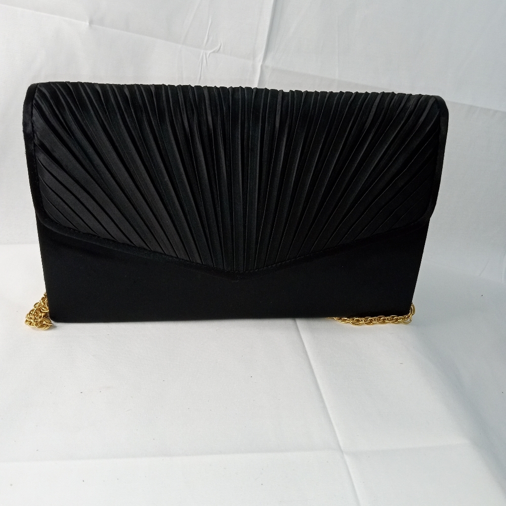 Evening Bag with chain